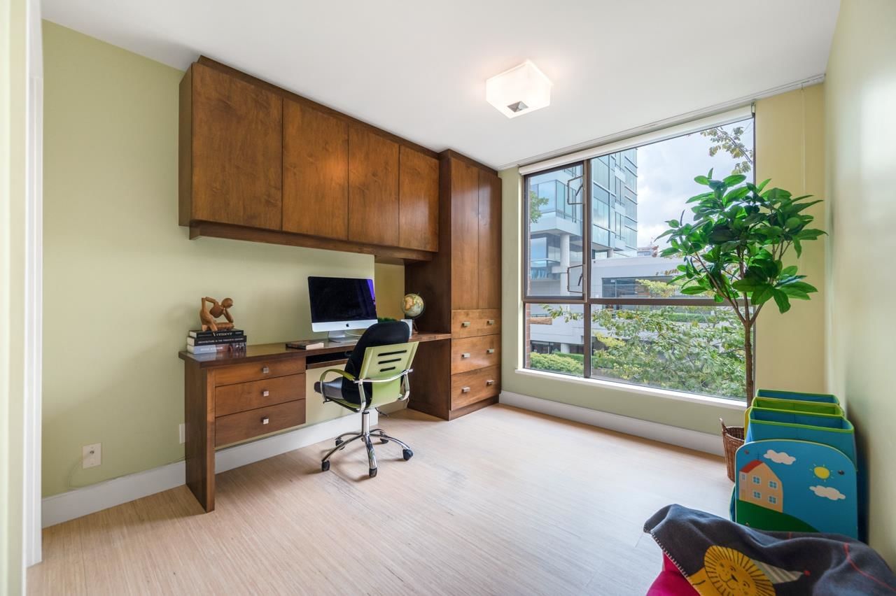 Listing Image 19