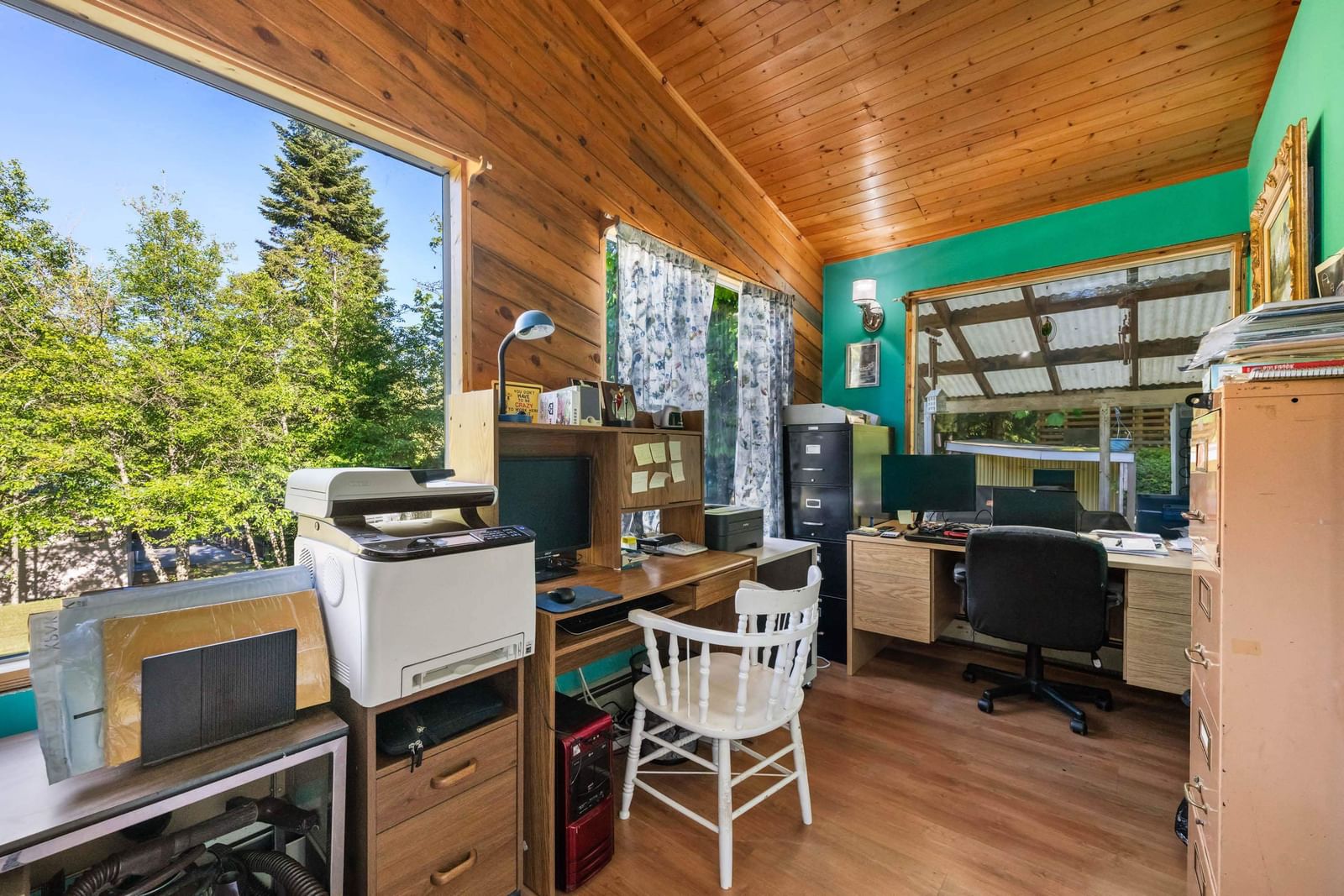 Listing Image 12