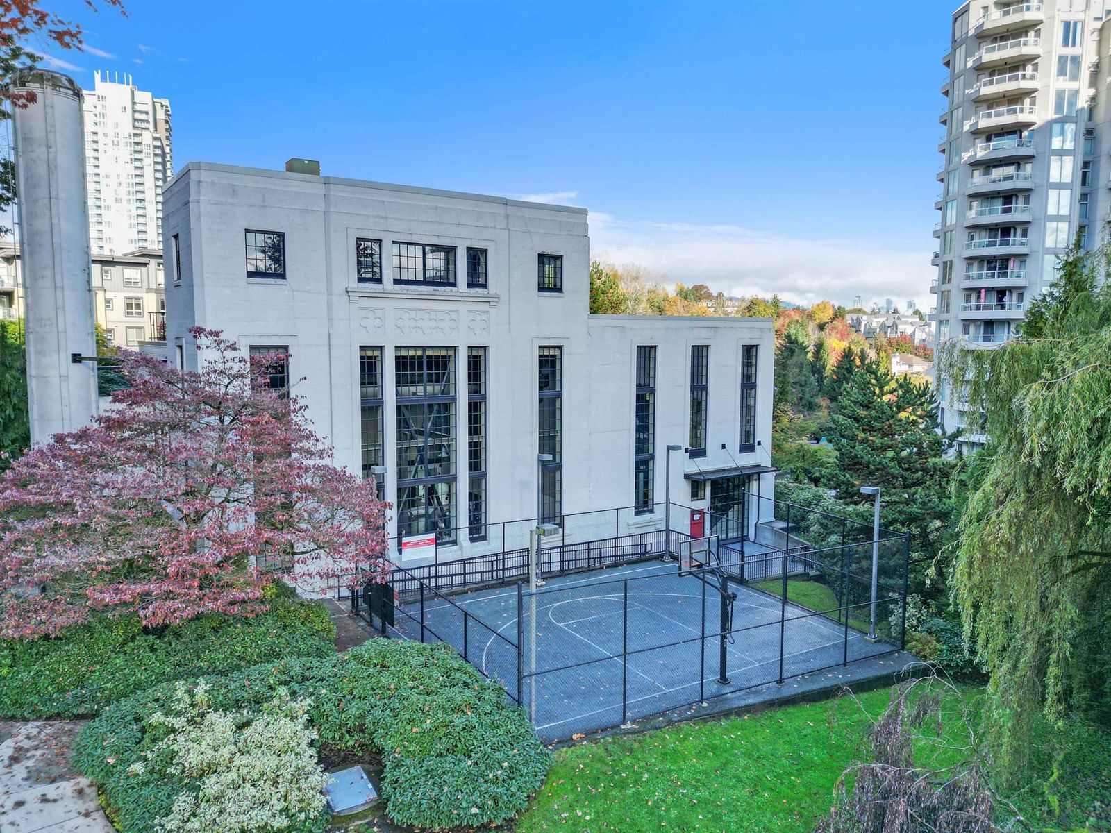 Listing Image 29