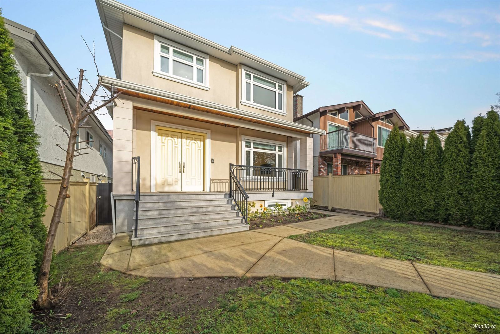 Listing Image 4