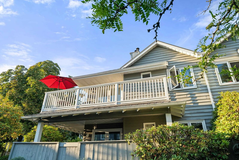 203 - 1538 Bowser Avenue, North Vancouver, V7P 2Y3 | Image 2