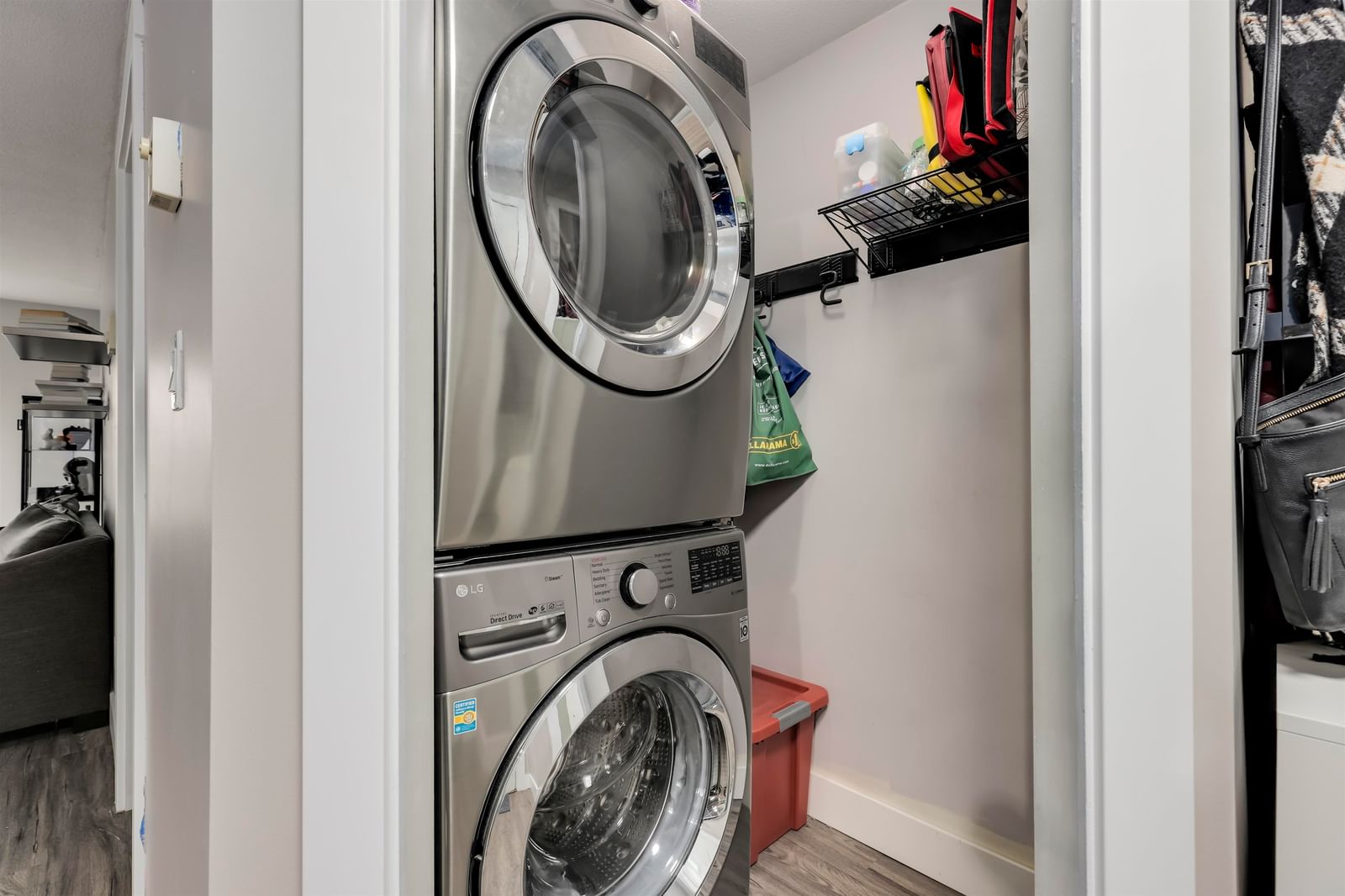 Listing Image 15
