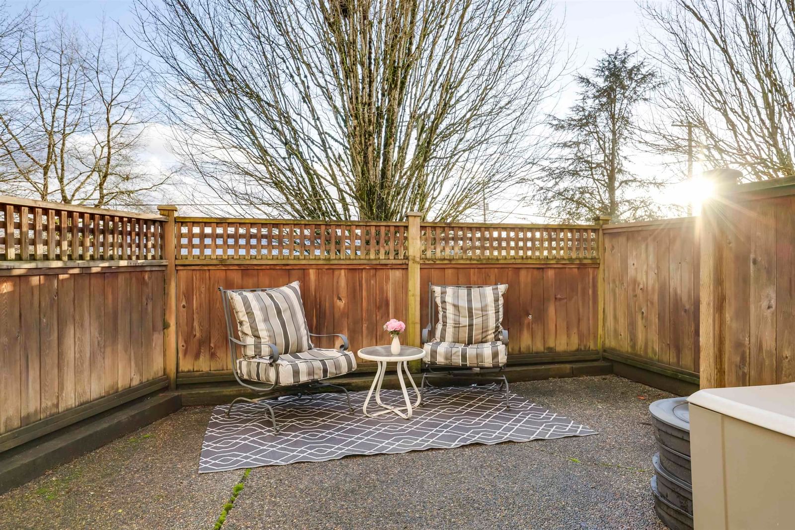 Listing Image 17