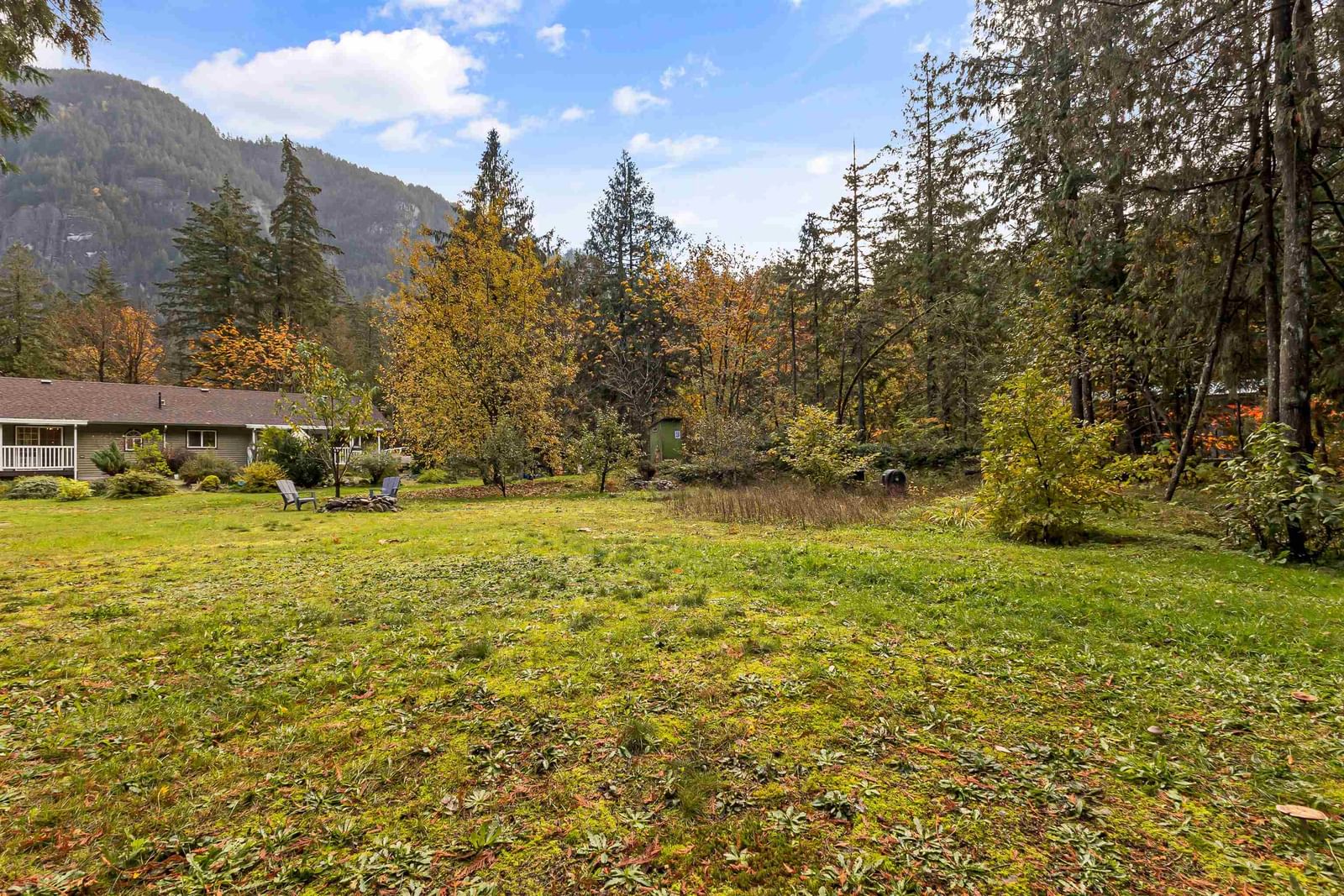 Listing Image 6
