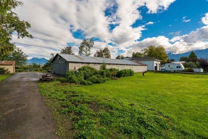 Listing Image 10