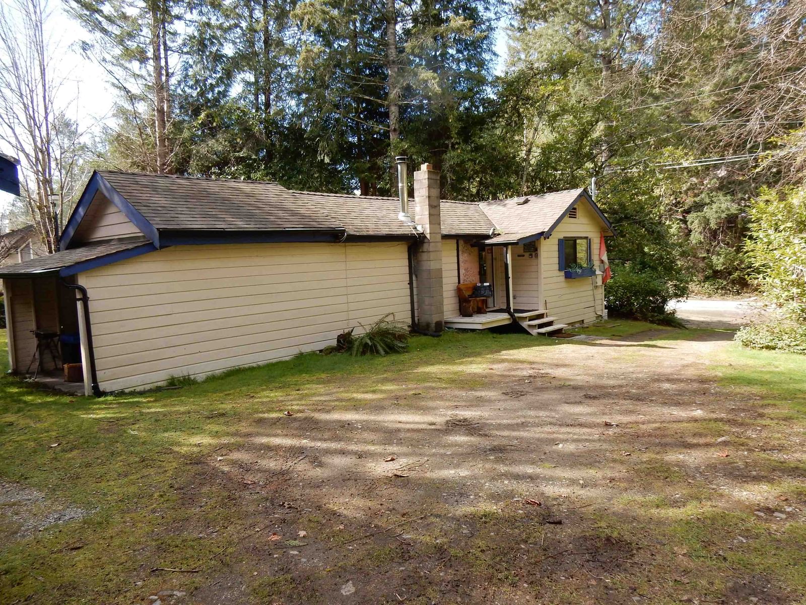 Listing Image 4