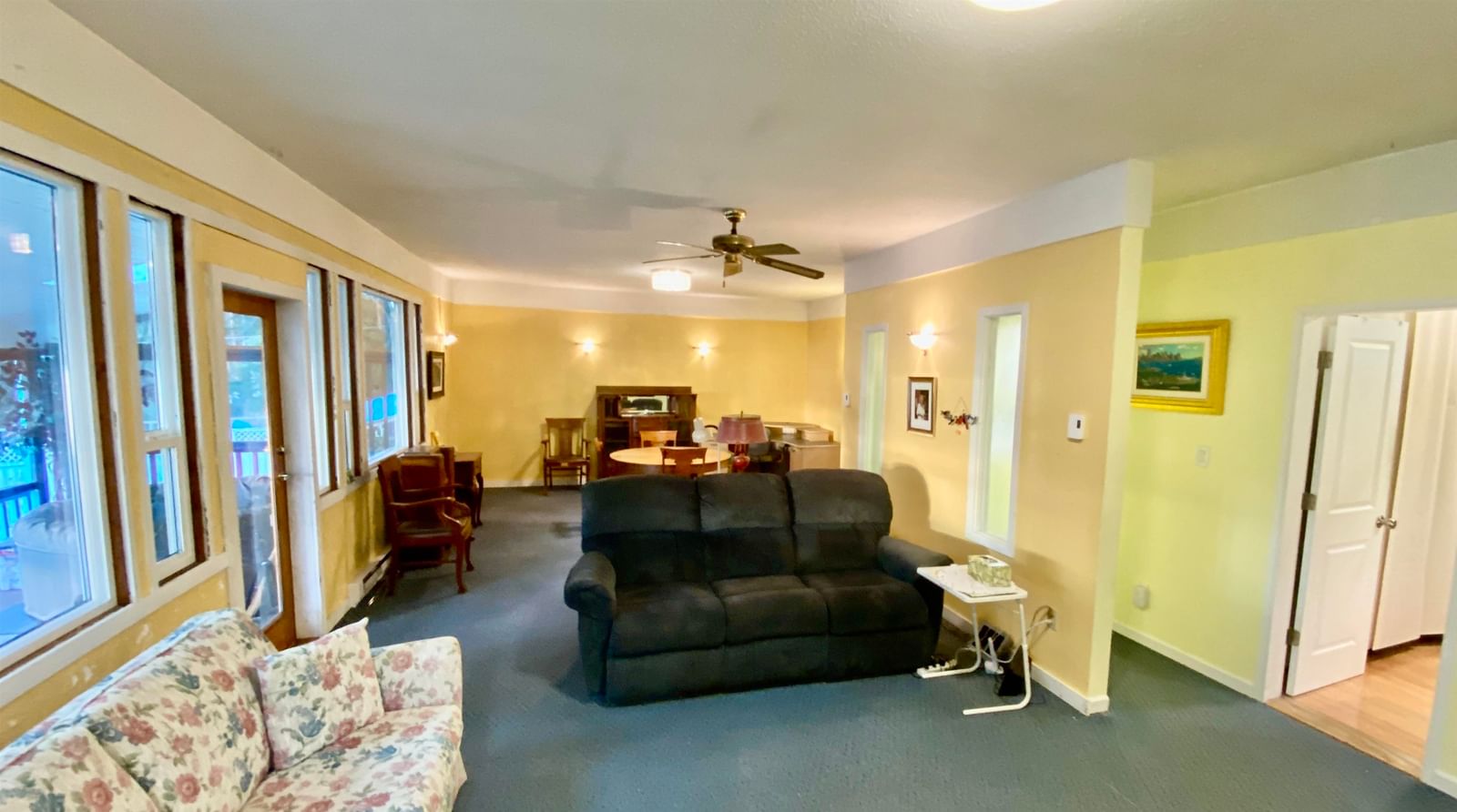 Listing Image 19