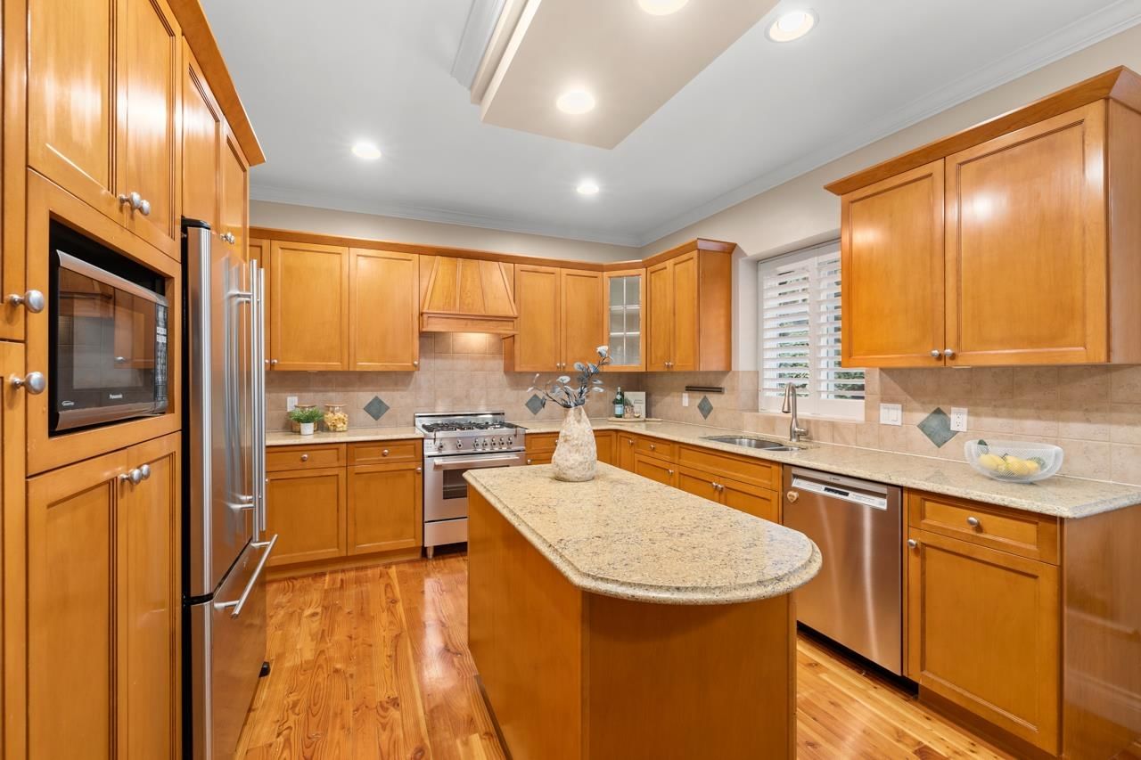 Listing Image 13