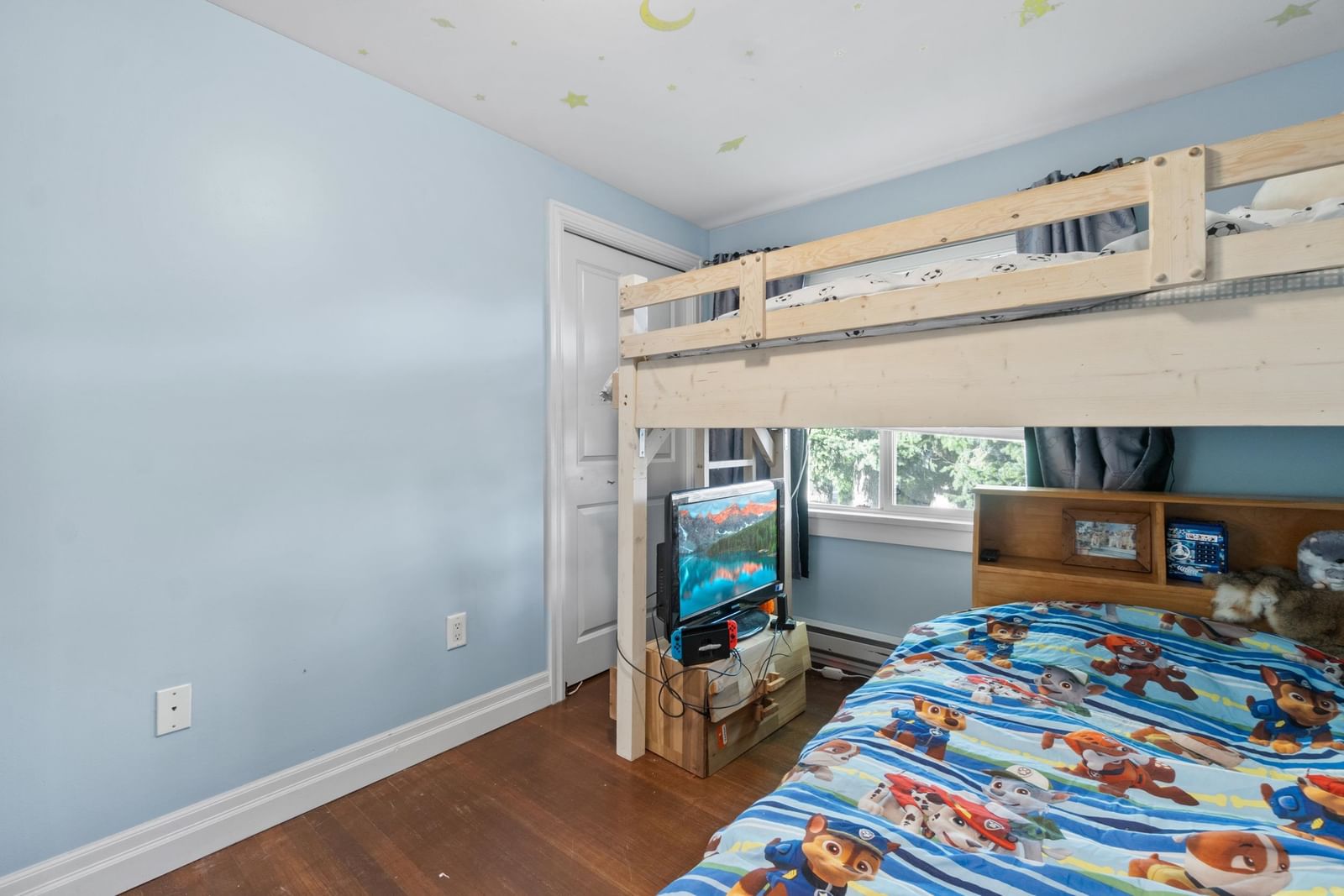 Listing Image 18
