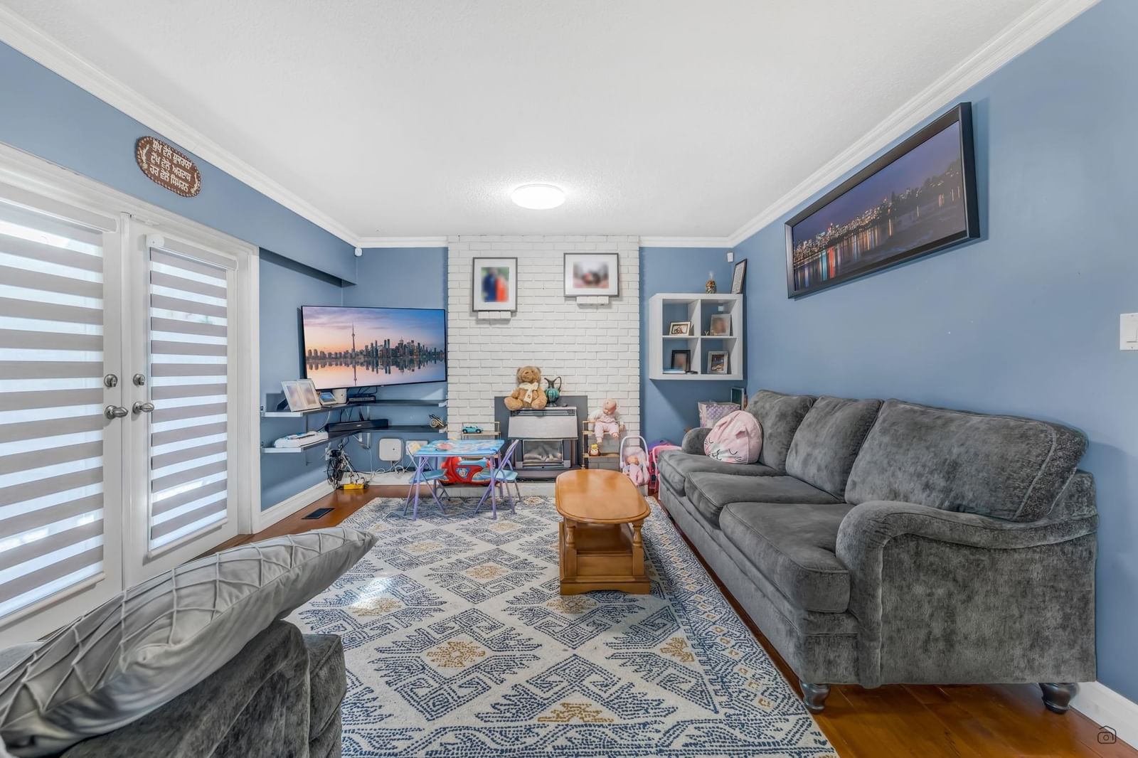 Listing Image 10
