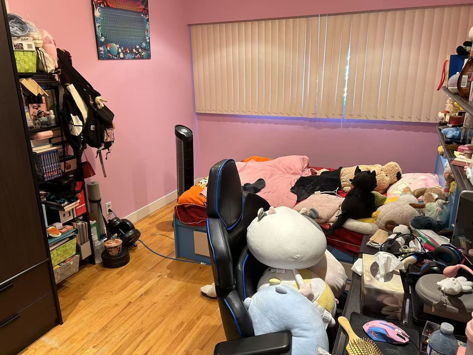 Listing Image 10