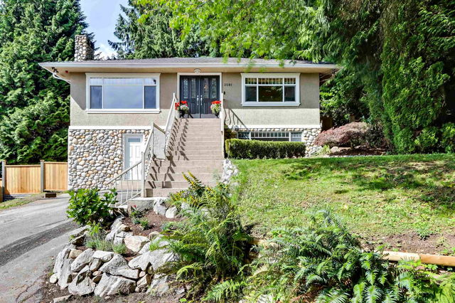 3581 Wellington Crescent