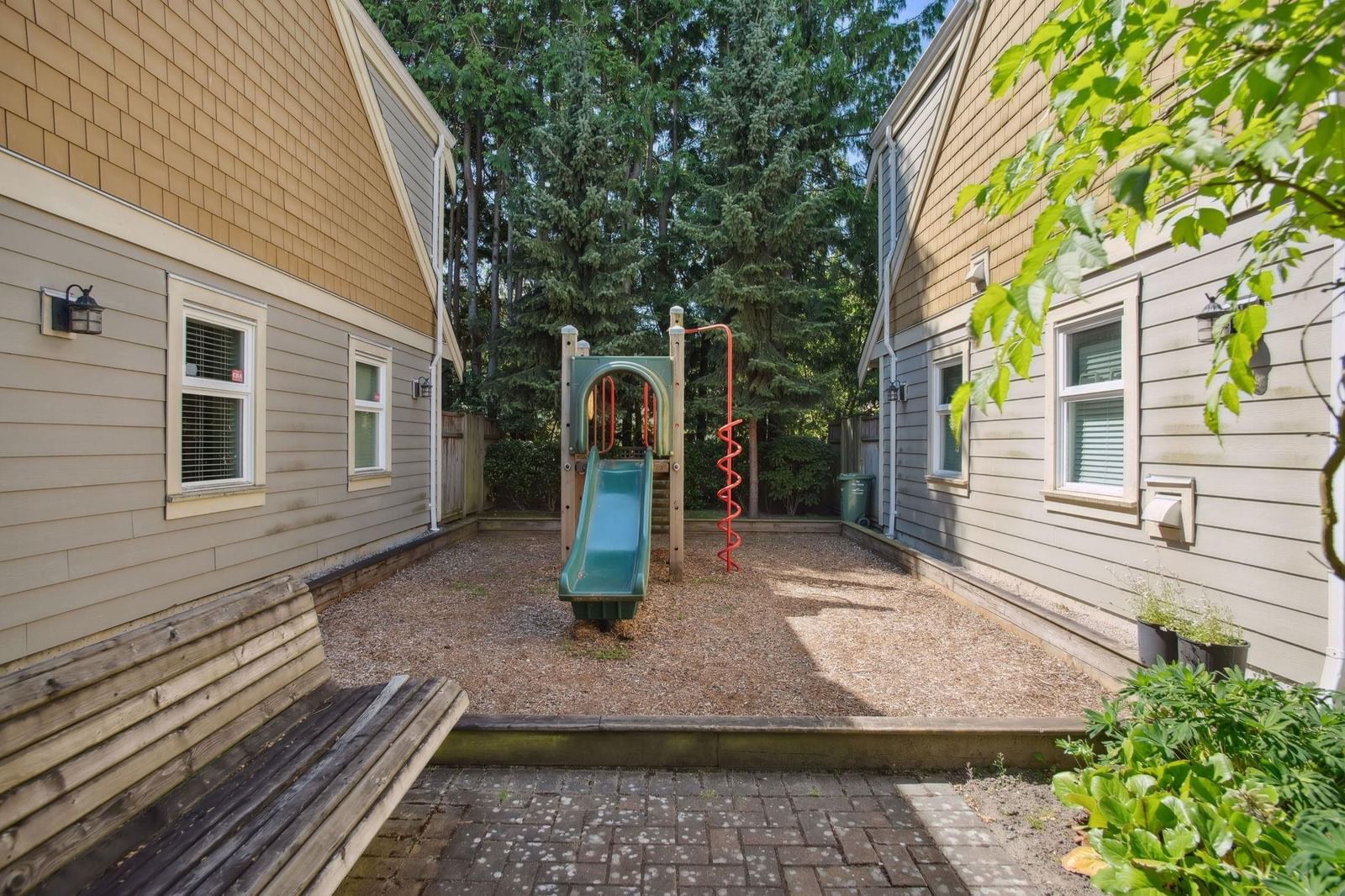 Listing Image 25