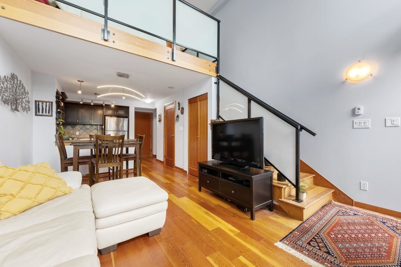 Listing Image 15