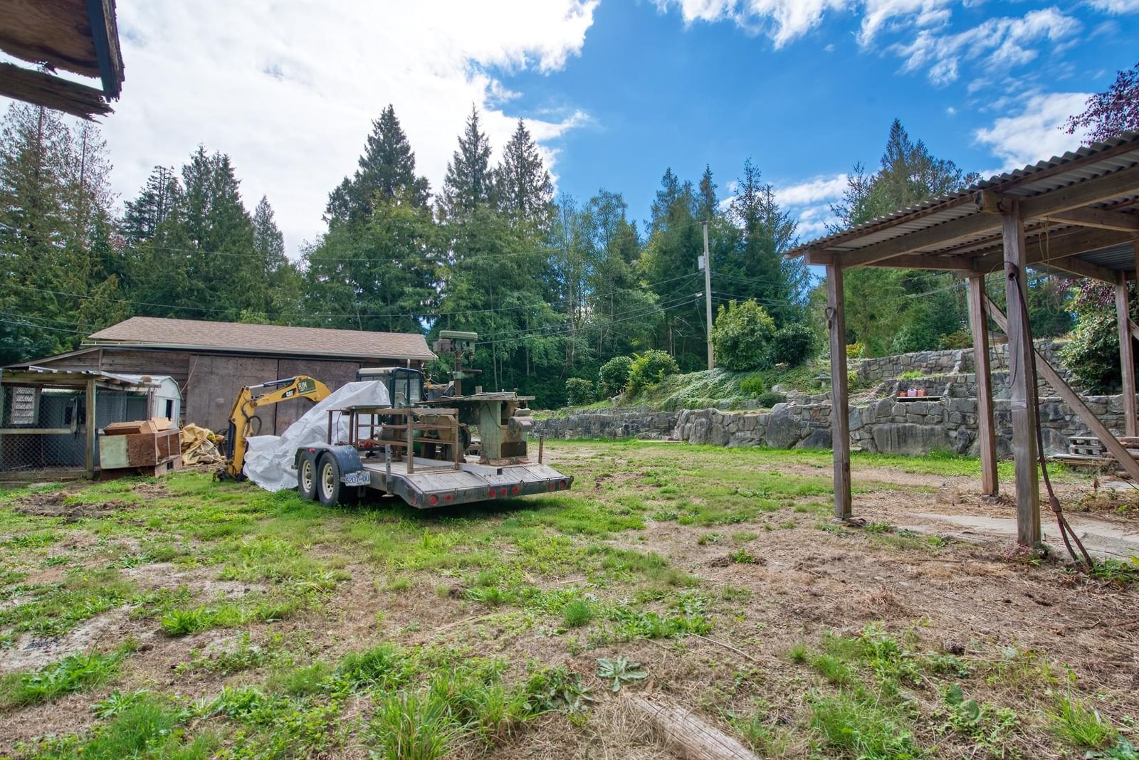 Listing Image 15
