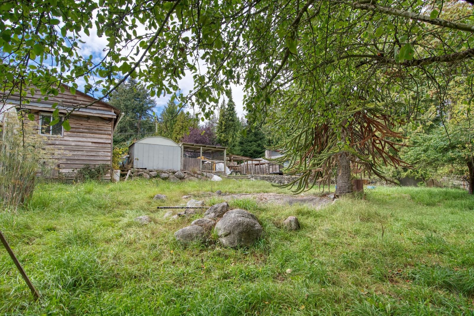 Listing Image 19
