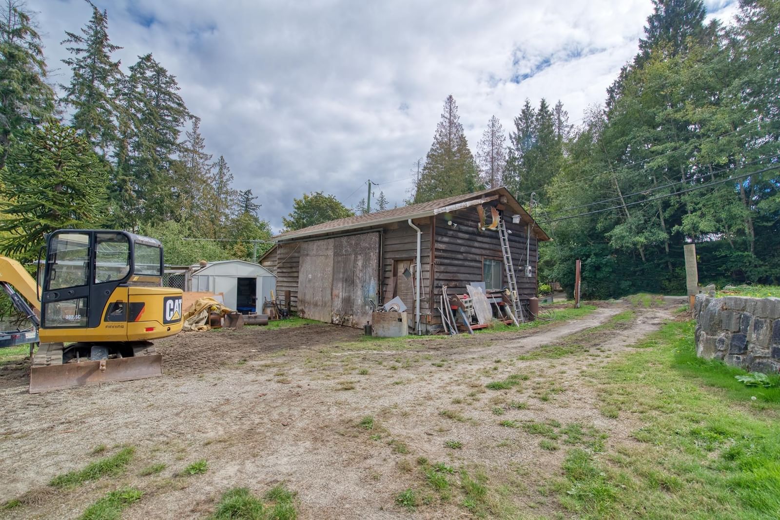 Listing Image 9