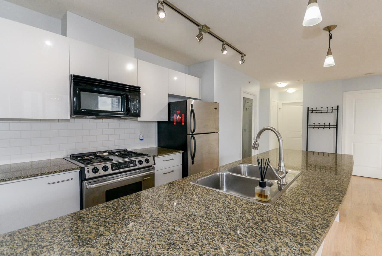 Listing Image 15