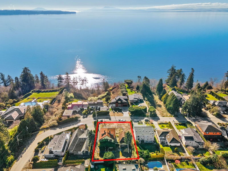 13567 13a Avenue, Surrey, British Columbia