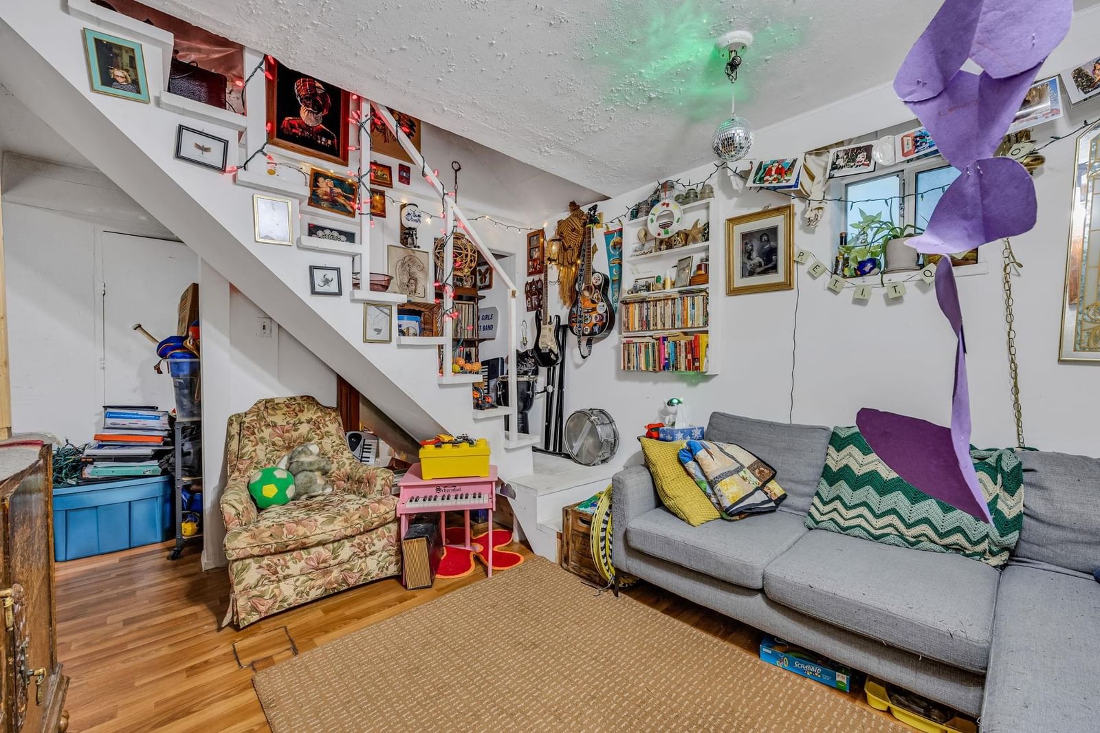 Listing Image 23