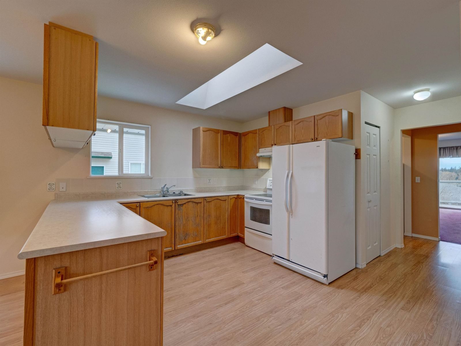 Listing Image 14