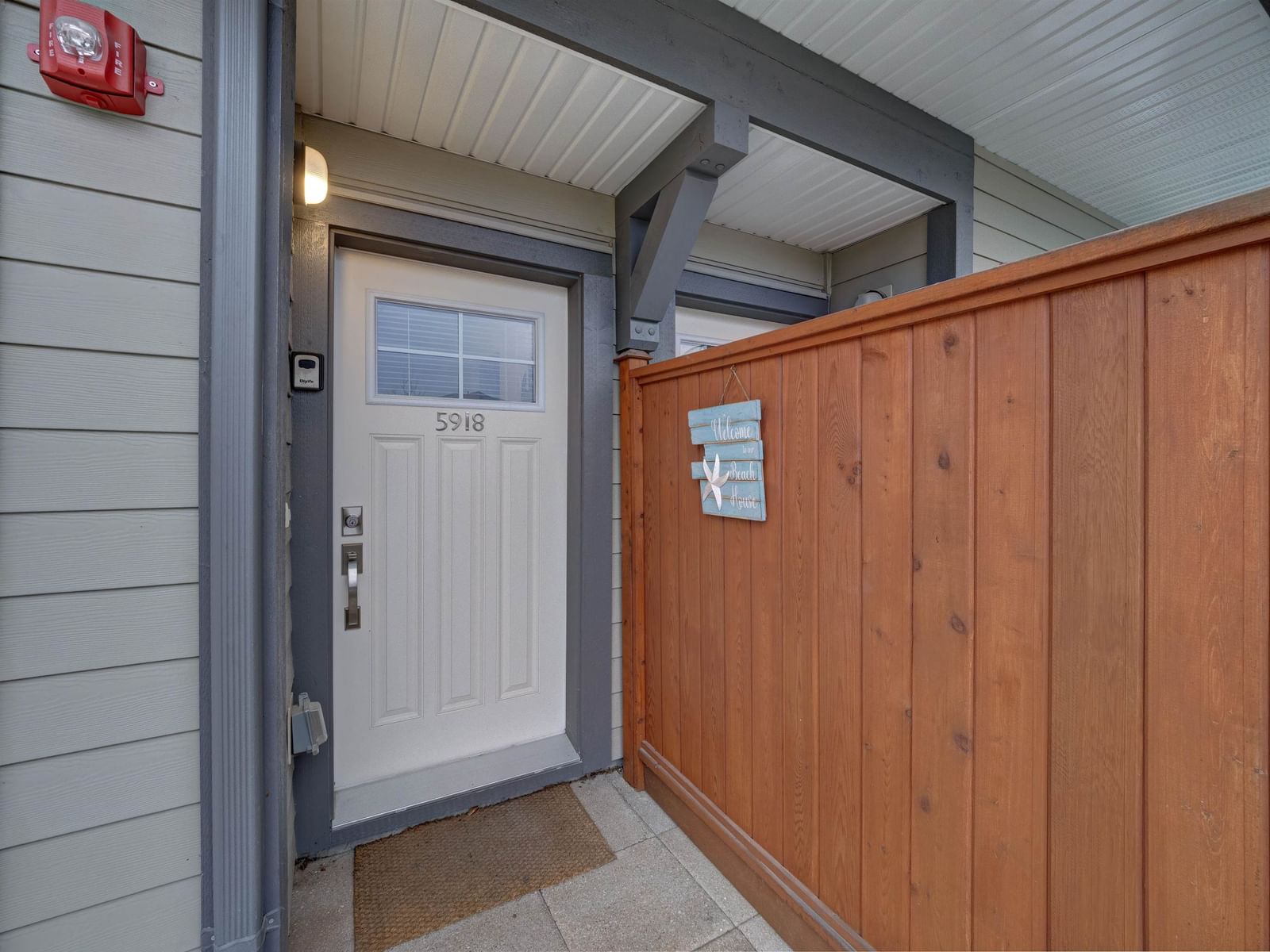 Listing Image 10