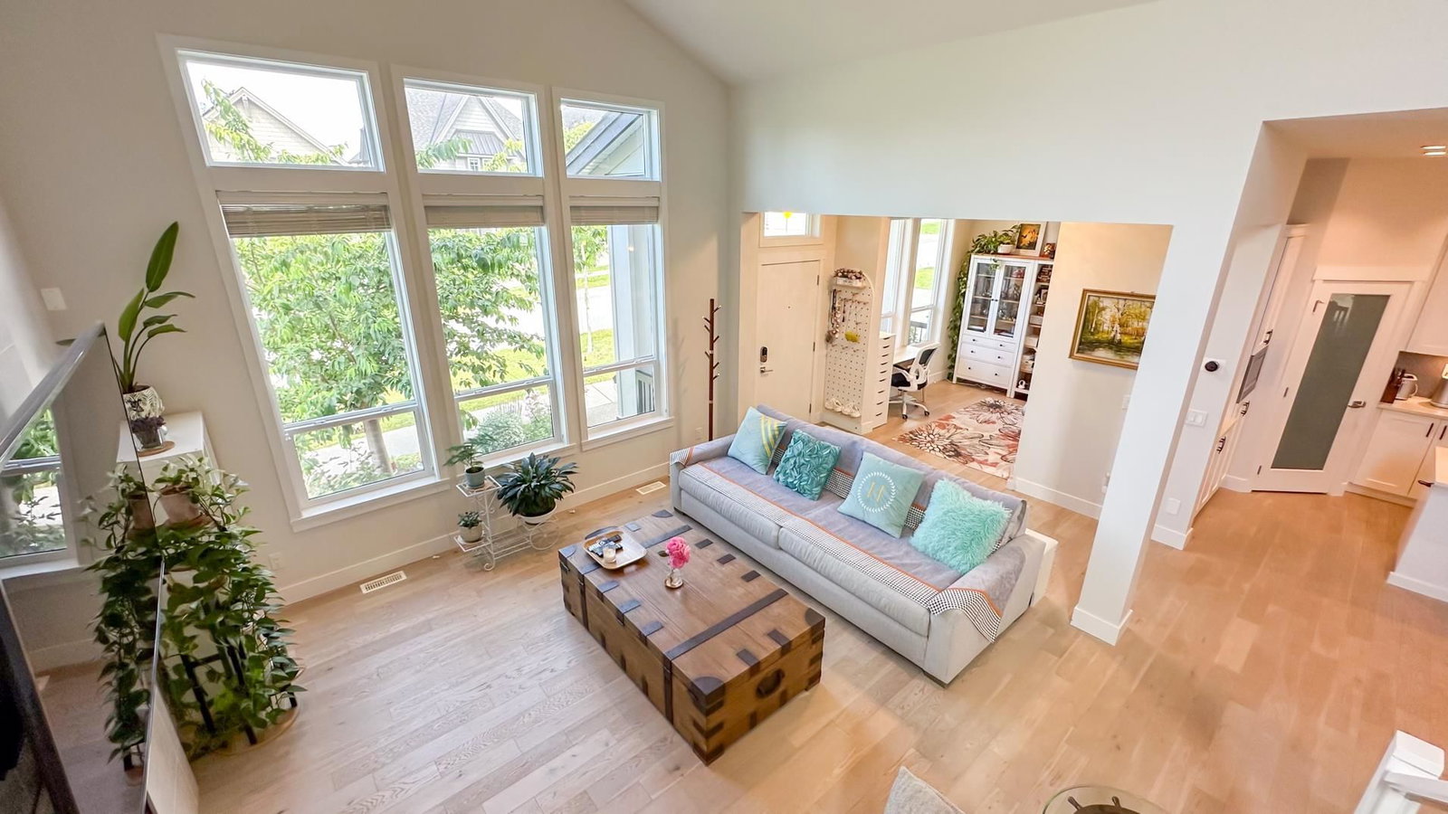 Listing Image 15