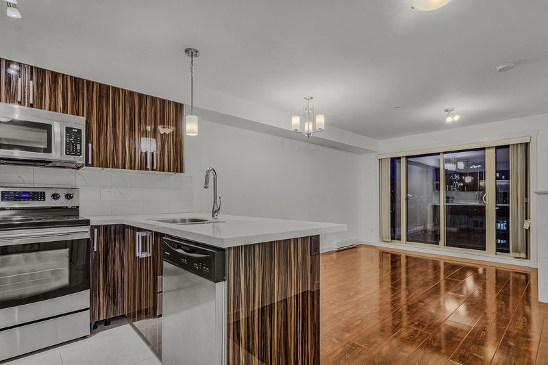22318 Lougheed Highway #308, Maple Ridge, British Columbia