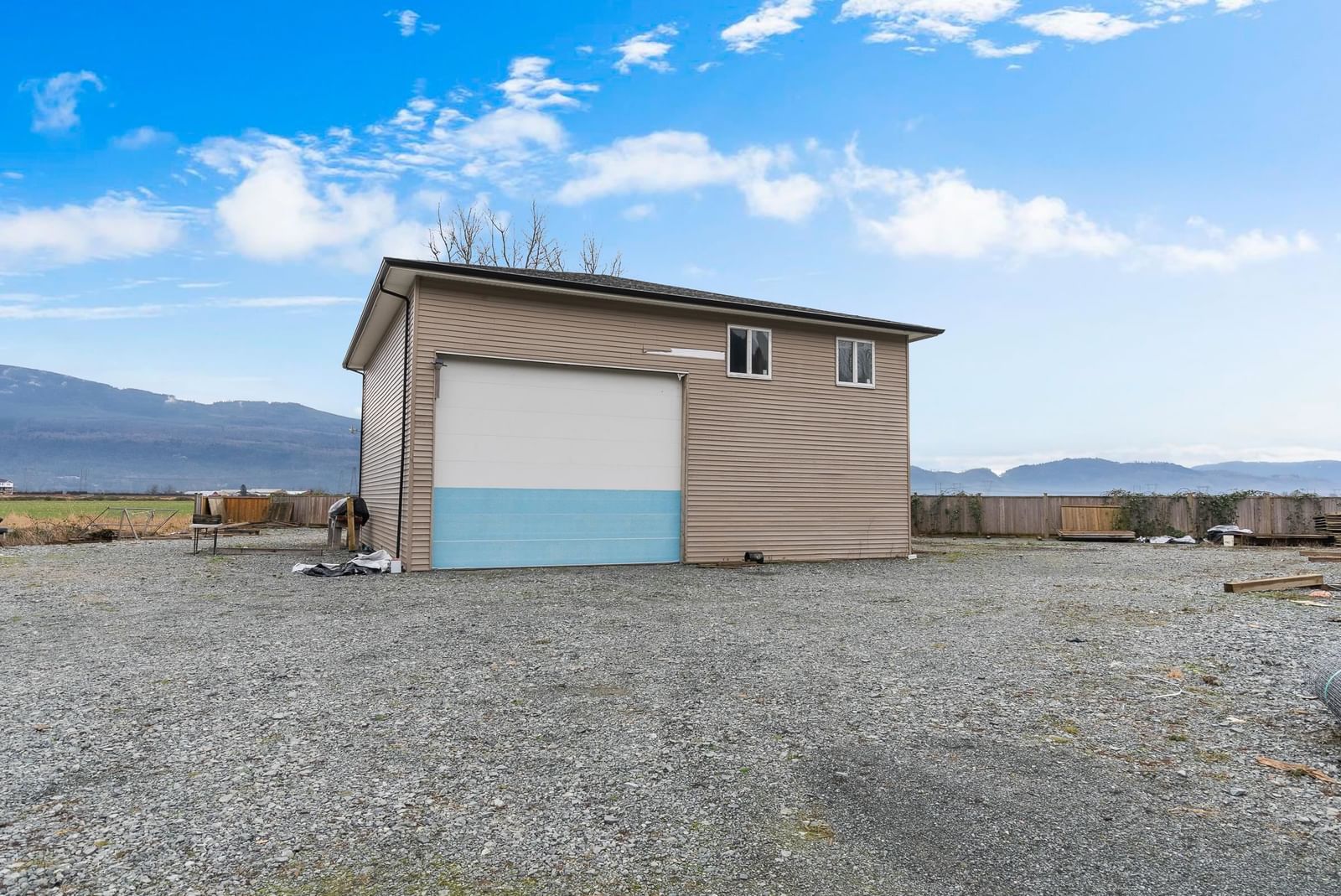 Listing Image 16