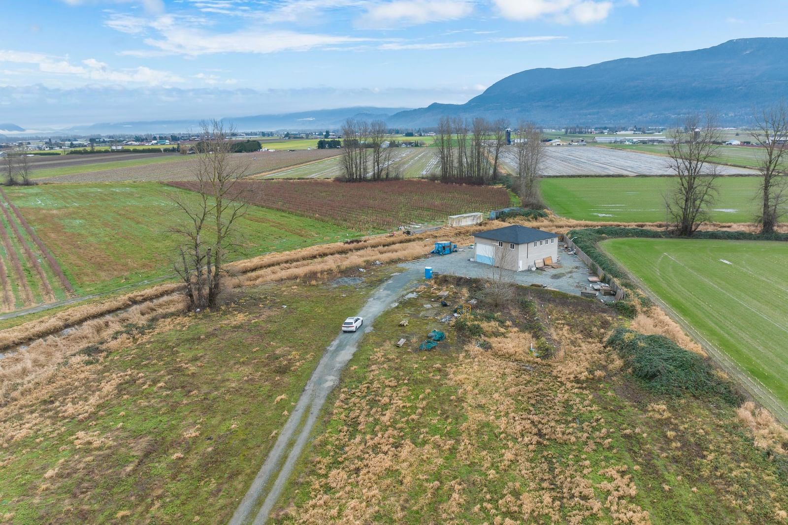 Listing Image 6