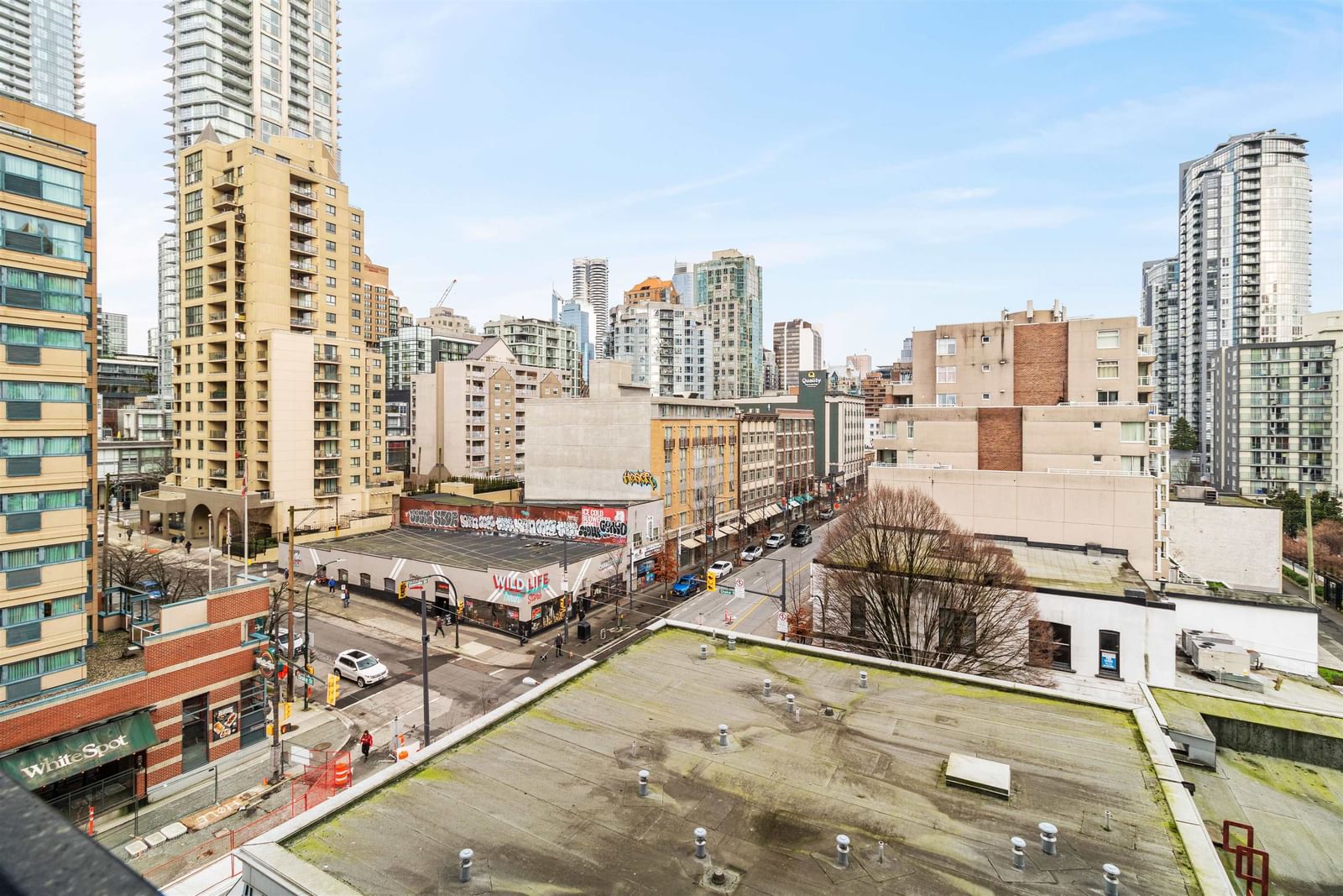 Listing Image 10