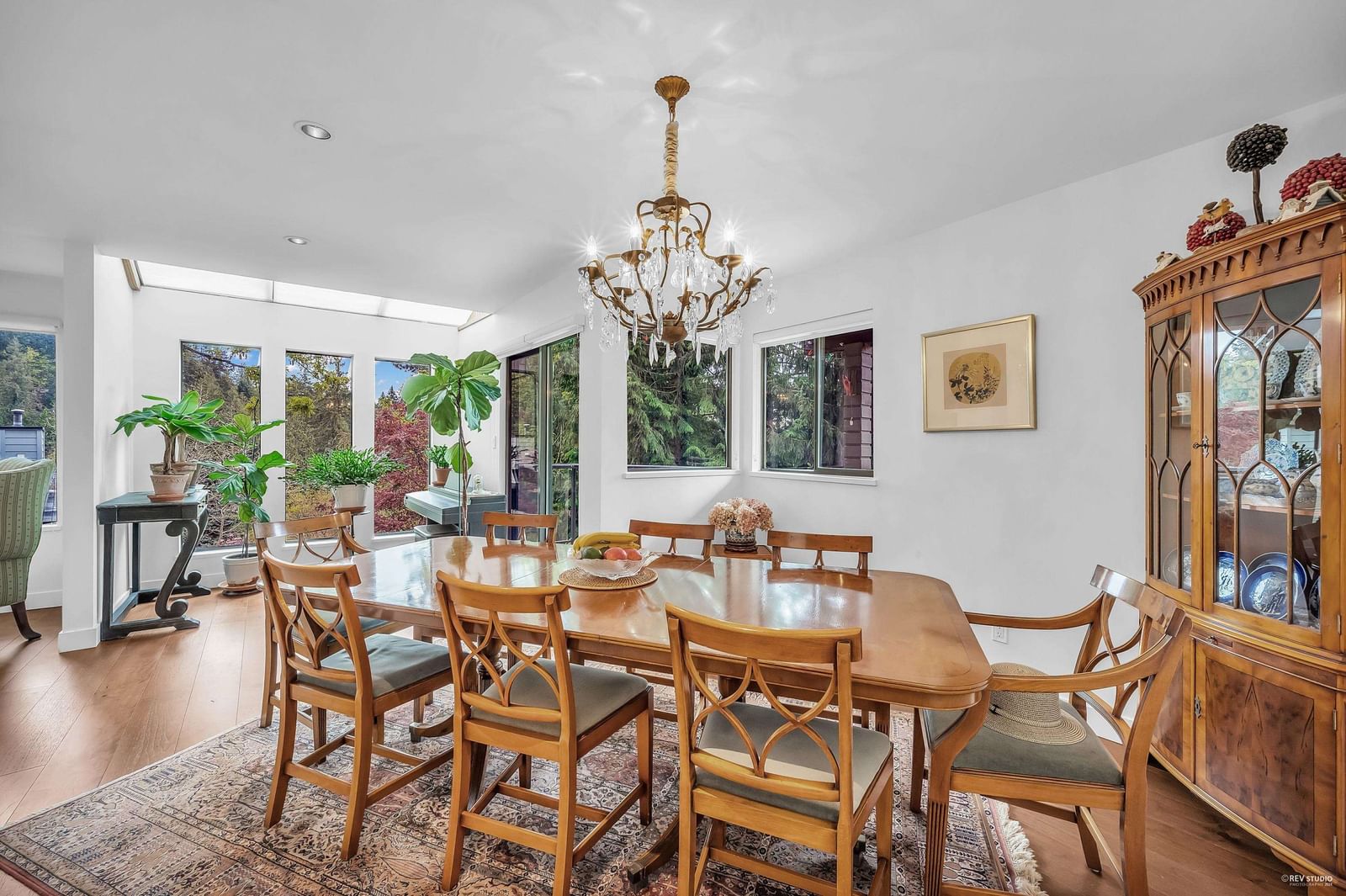 Listing Image 10