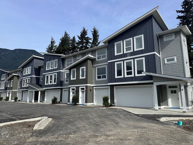 5 - 455 Coquihalla Street