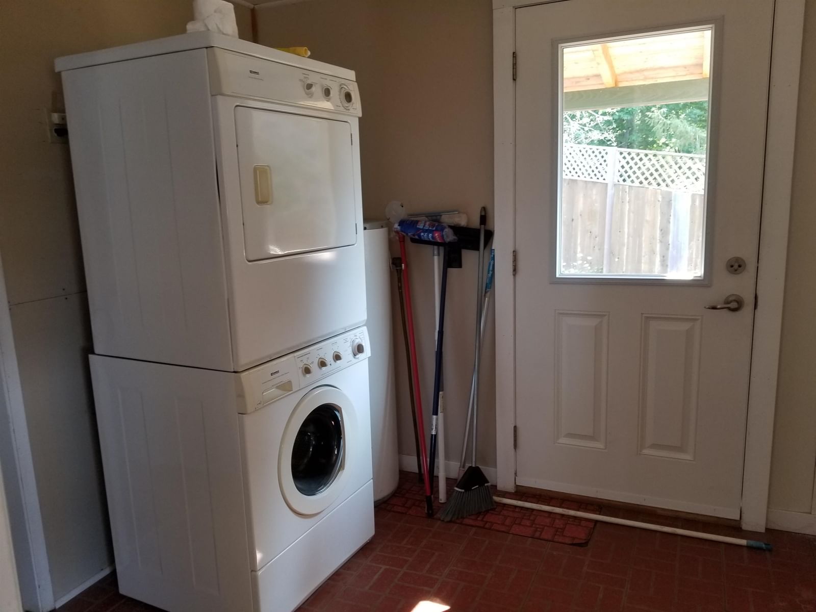 Listing Image 16