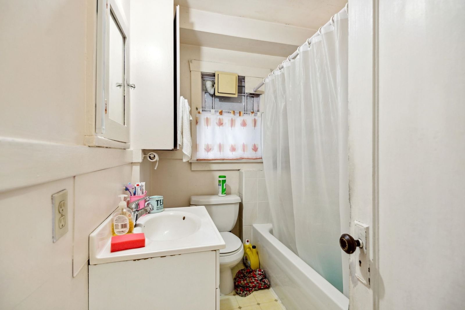 Listing Image 21