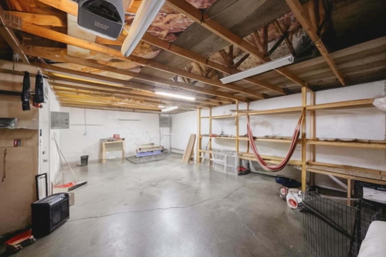 Listing Image 38
