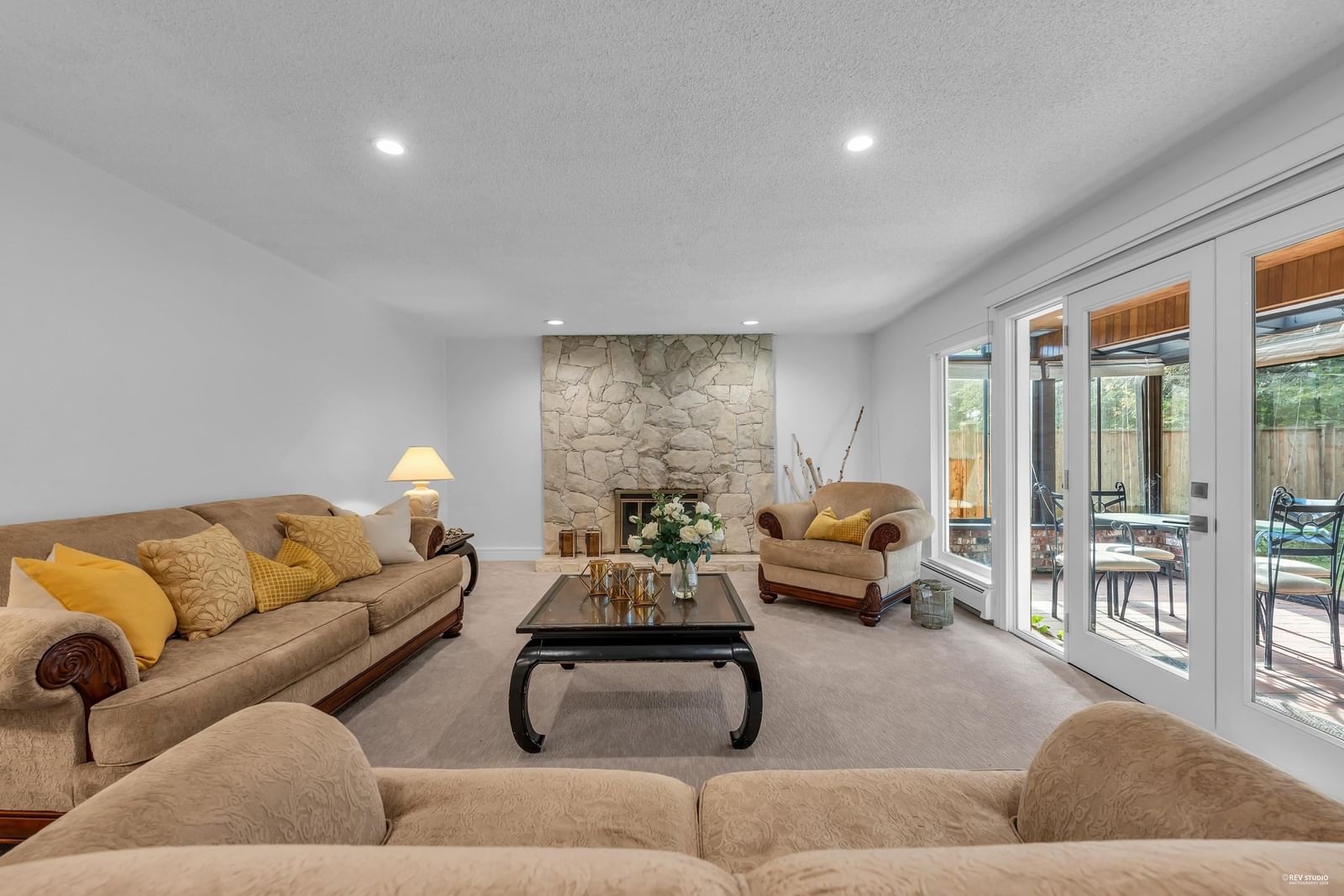 Listing Image 5