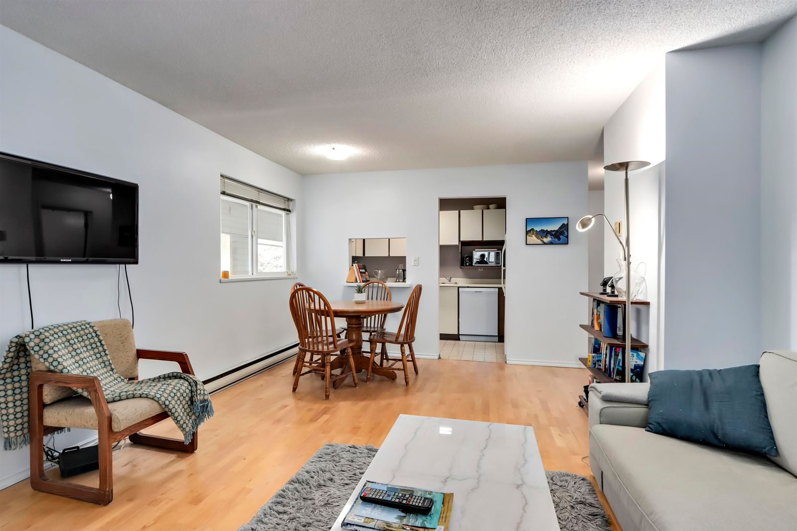 Listing Image 8