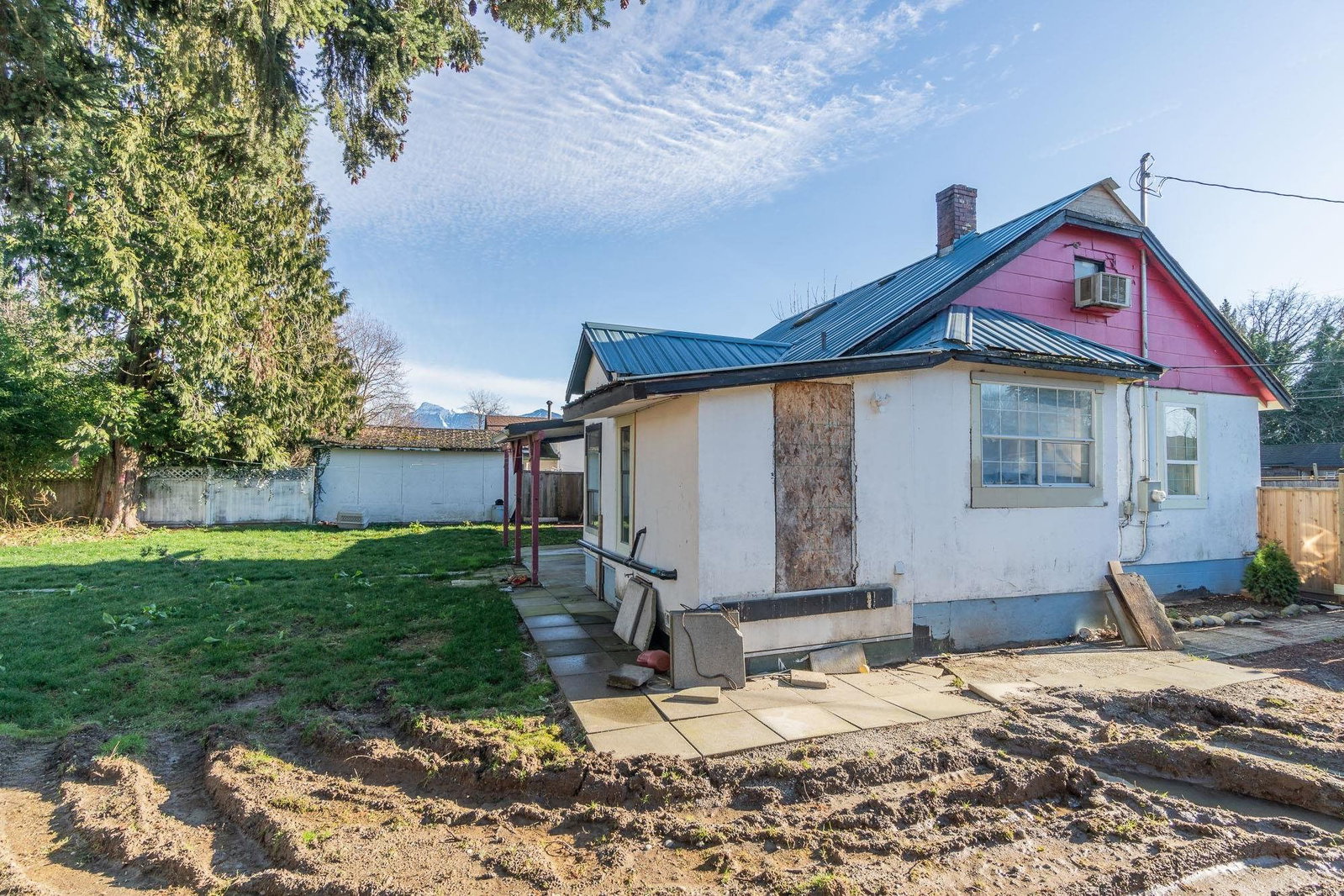 Listing Image 11