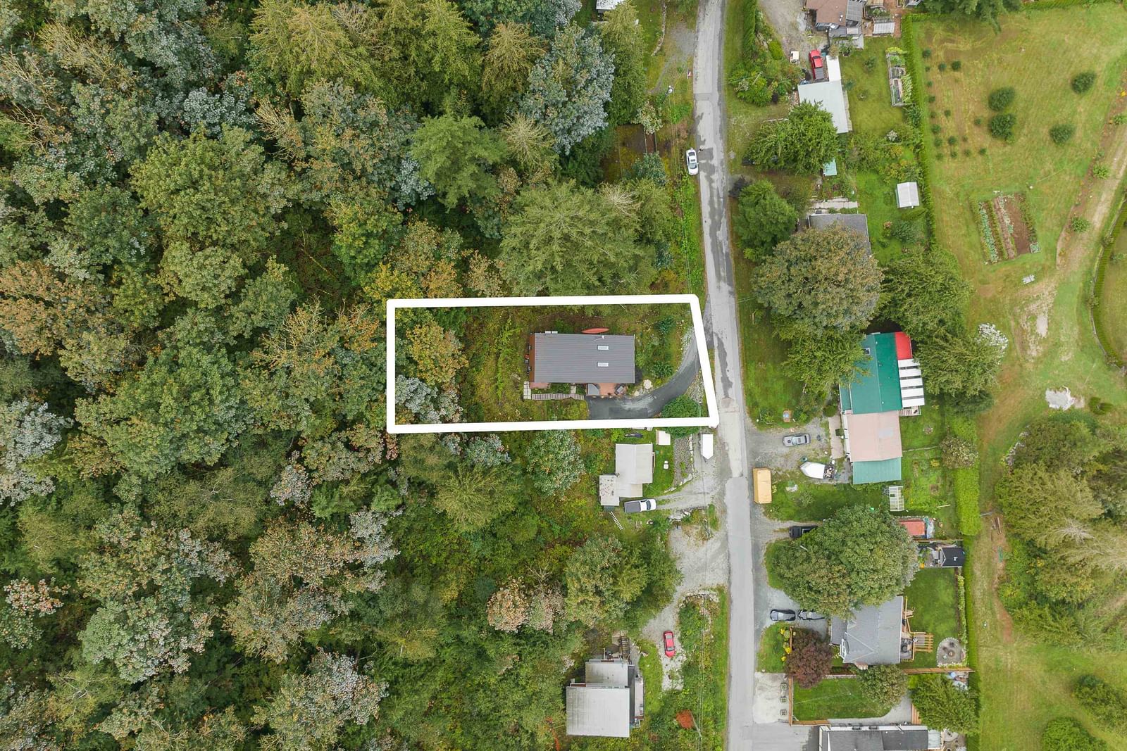 Listing Image 4