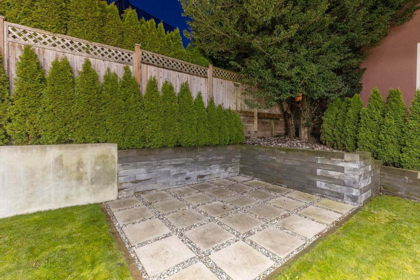 Listing Image 27