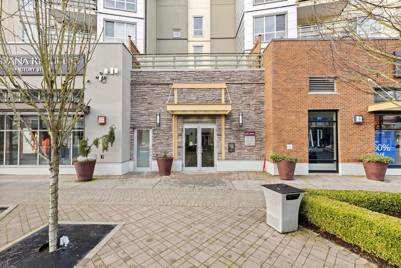 313 - 15735 Croydon Drive, Surrey, V3Z 2L5 | Image 3