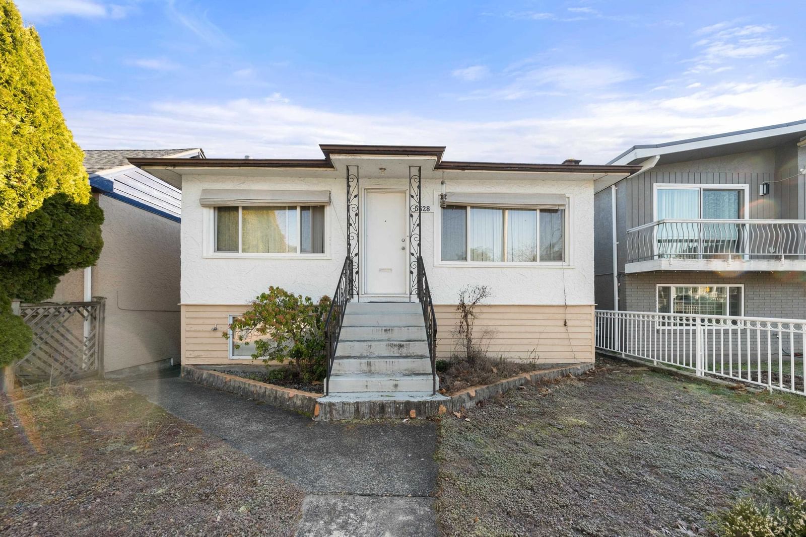 Listing Image 1