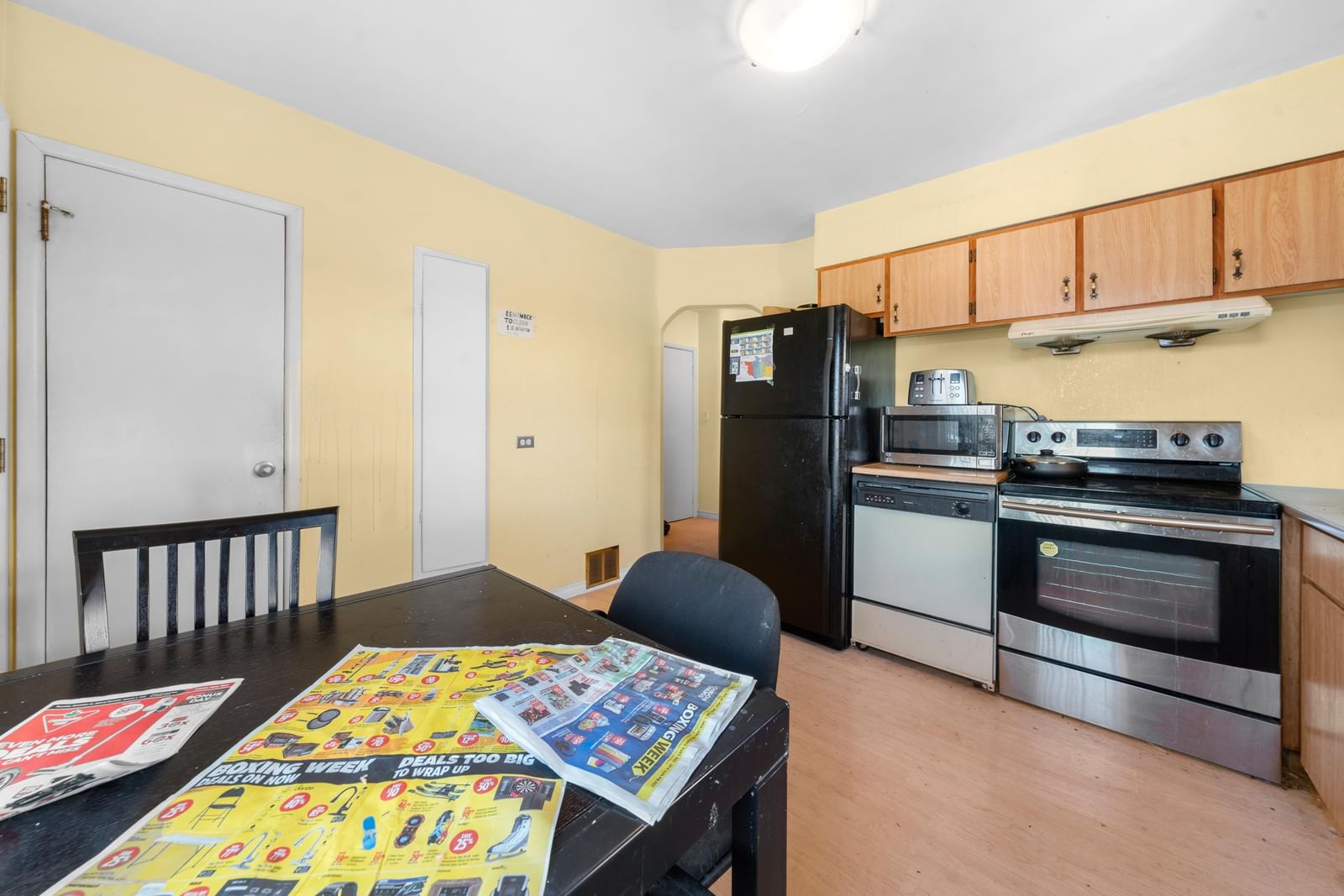 Listing Image 9