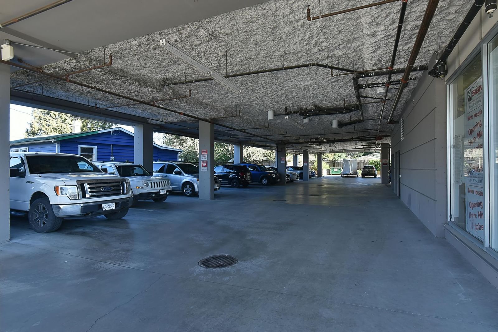 Listing Image 19