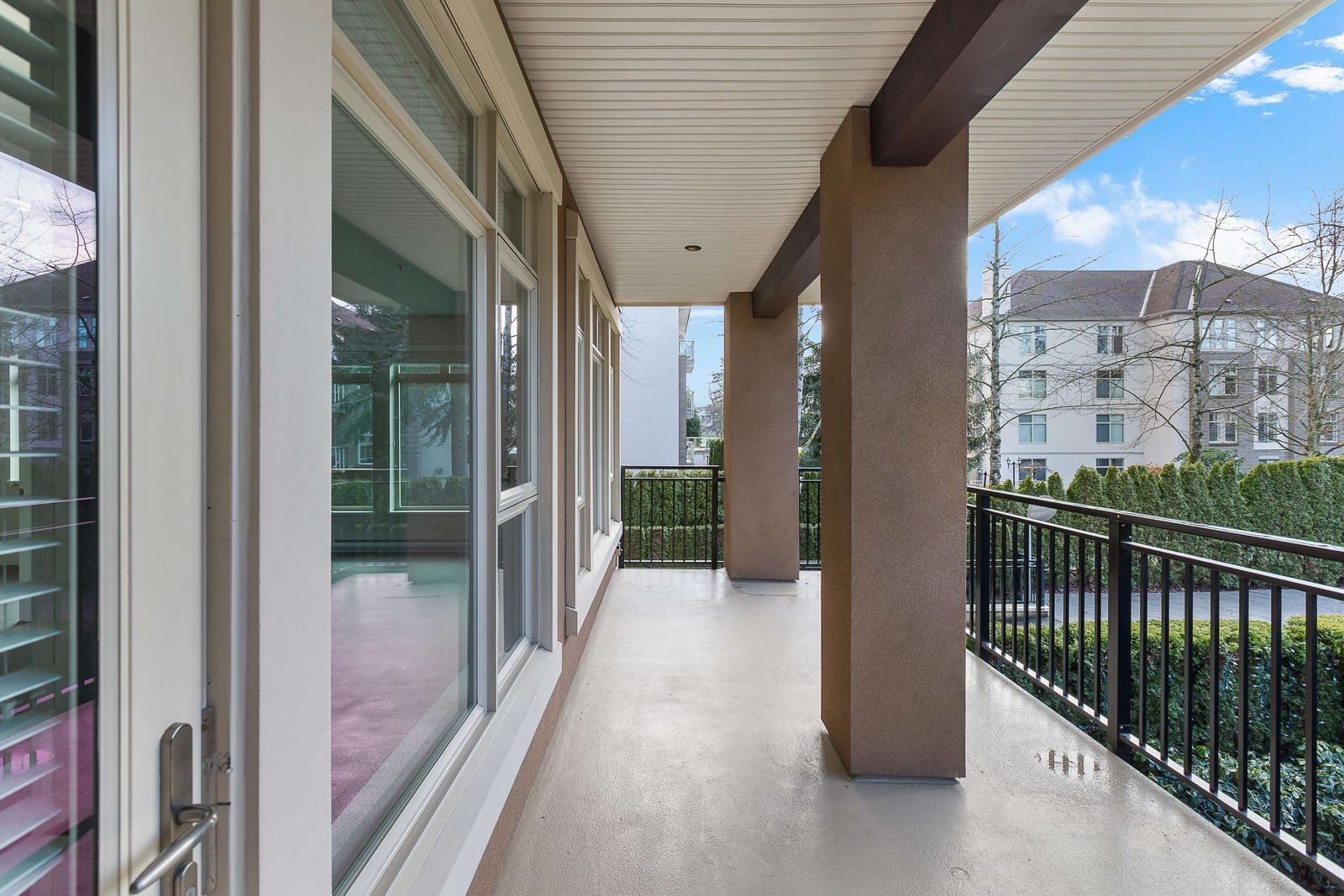 Listing Image 29