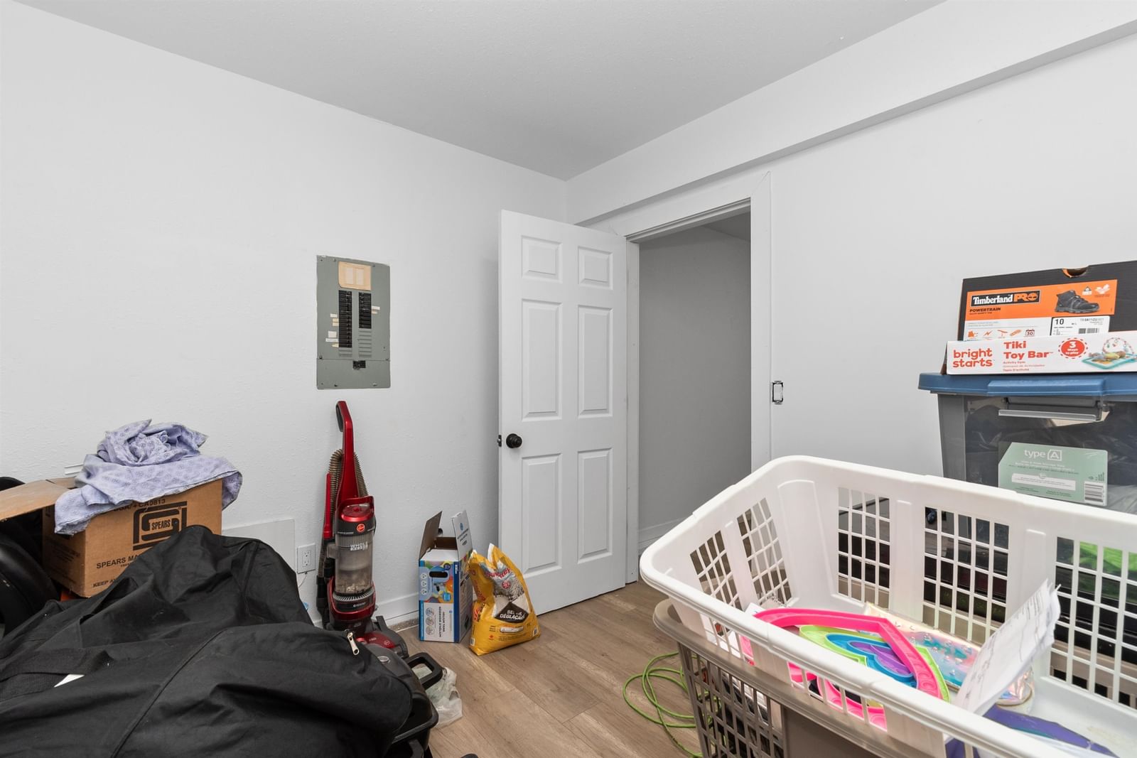 Listing Image 20
