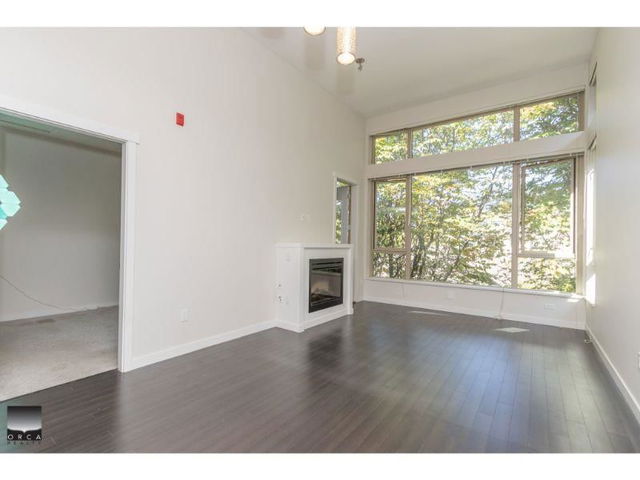 409 - 159 22nd Street