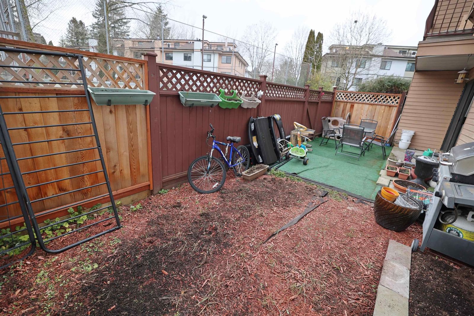 Listing Image 17