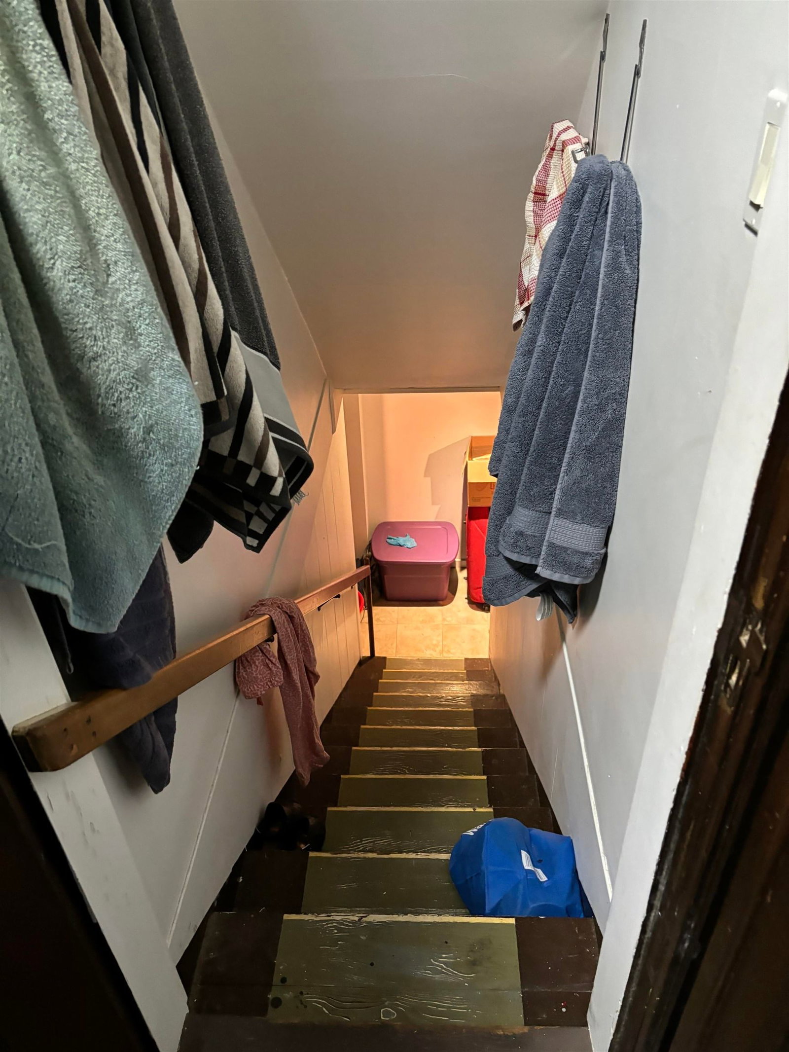 Listing Image 18